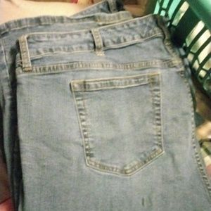 Like new torrid boot cut jeans size 26R